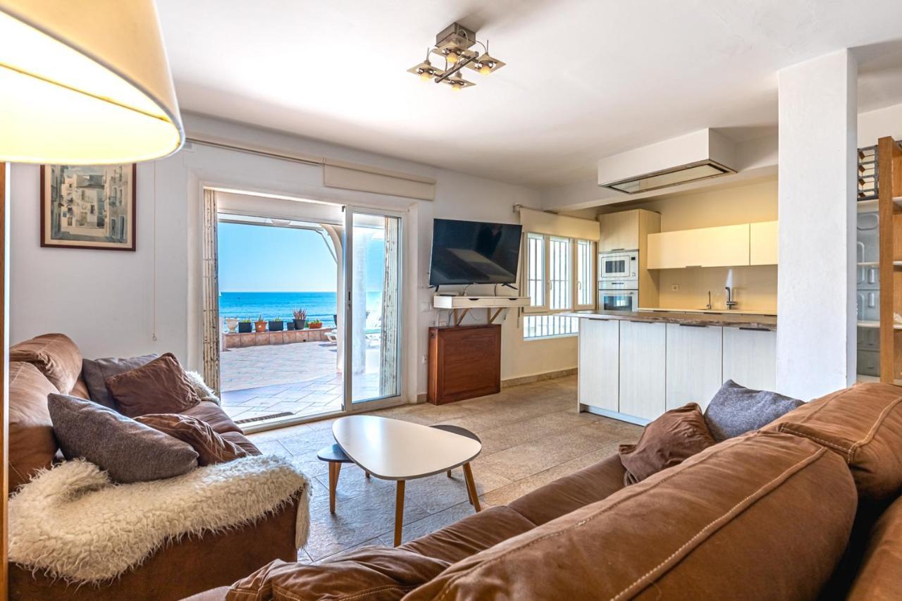 Beachfront Bliss: Apartamento A Pie De Playa Аликанте Экстерьер фото
