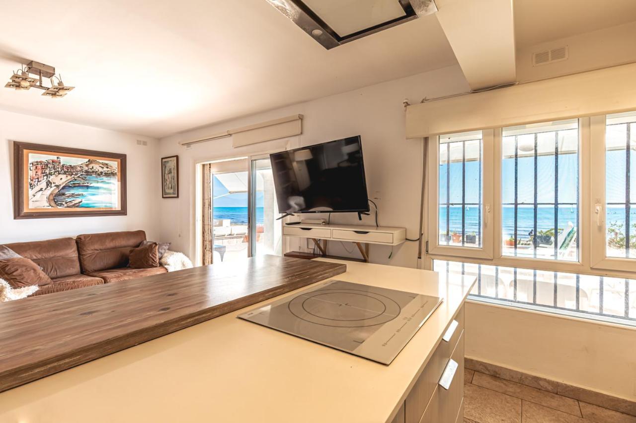 Beachfront Bliss: Apartamento A Pie De Playa Аликанте Экстерьер фото
